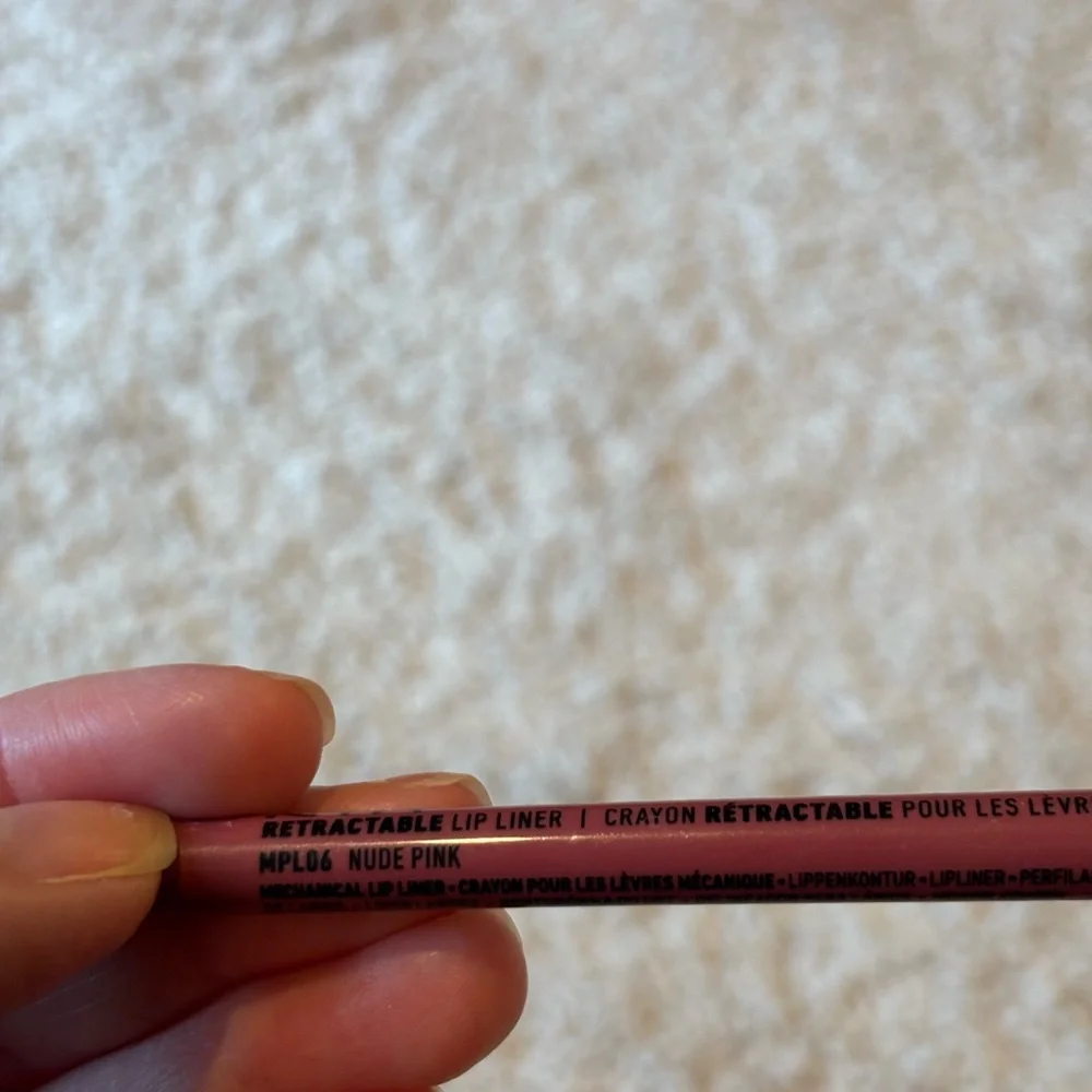 NYX Lip Liner and contour Stick Collection
